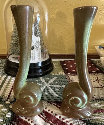 Two francoma snail bud vases - two,